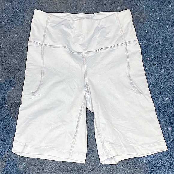 NWT Under Armour Meridian Bike Shorts - Picture 1 of 5